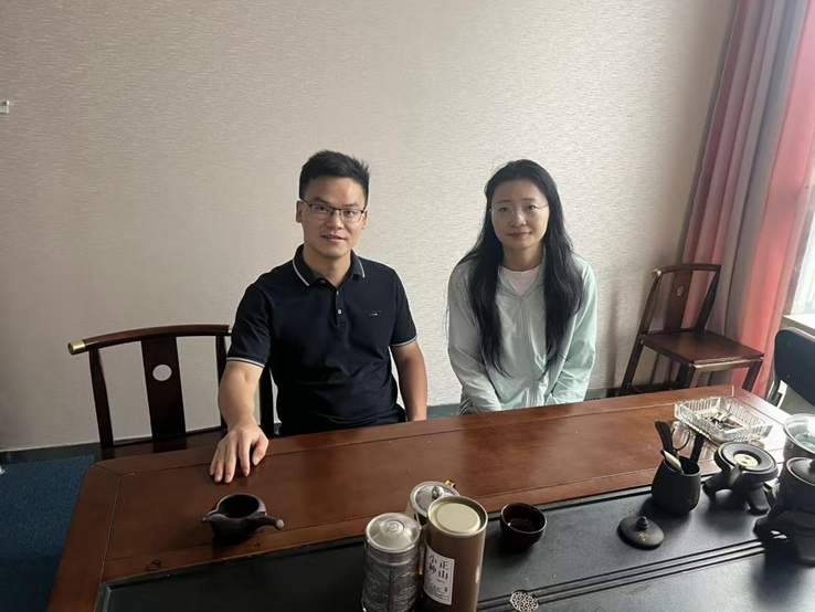 訪企拓崗強(qiáng)對(duì)接，校企協(xié)同育英才——針紡織品及原料銷(xiāo)售領(lǐng)域的新路徑